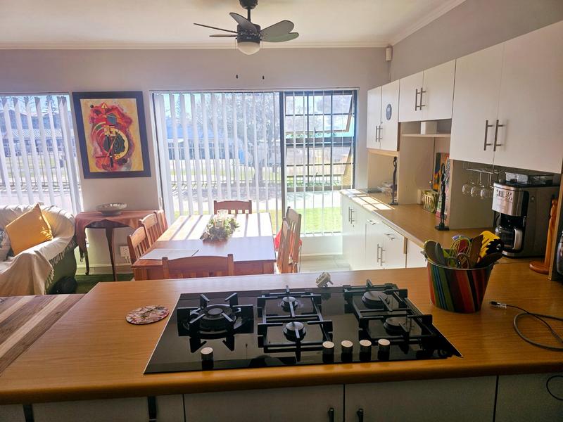 3 Bedroom Property for Sale in Mossel Bay Central Western Cape